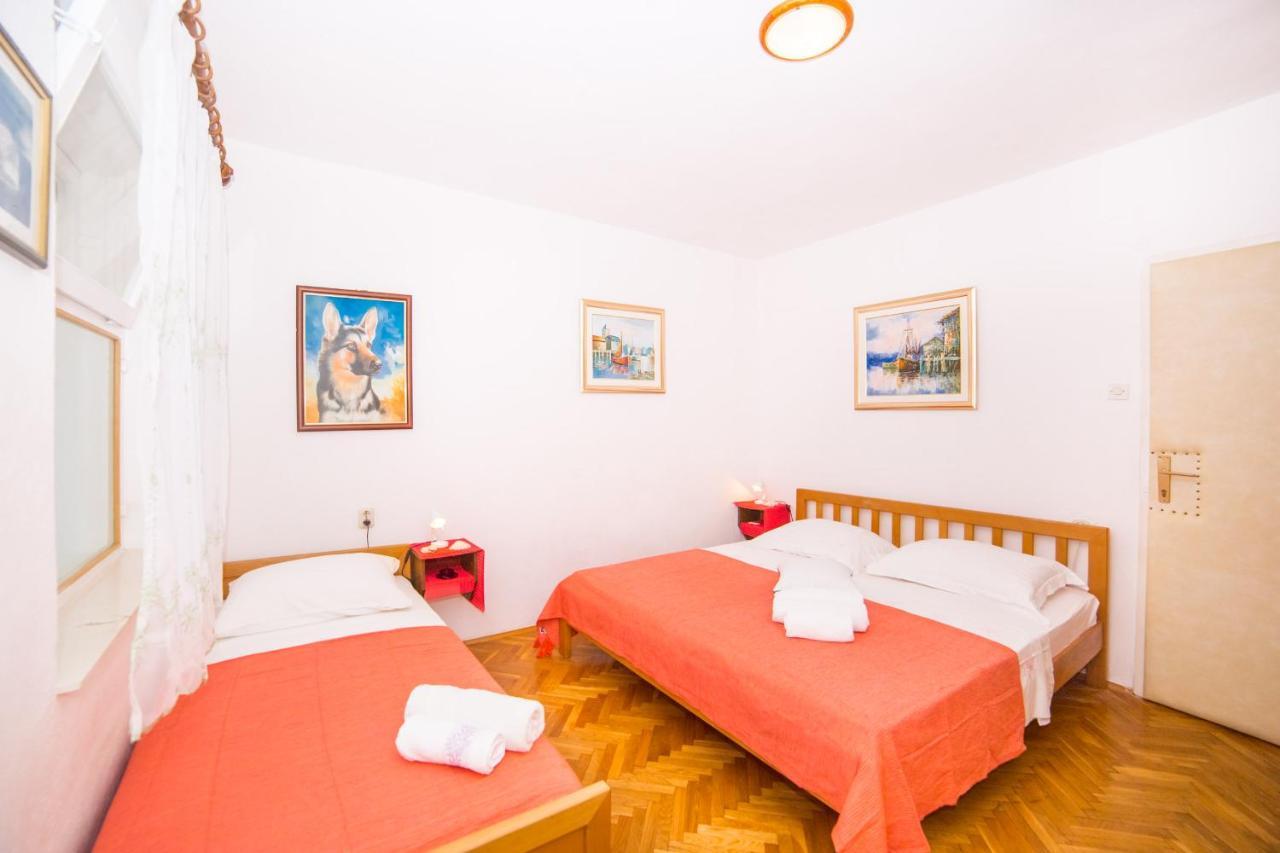 Apartment With Sea View Close To The Beach Промайна Екстериор снимка